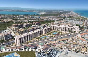 Apartment in Torrevieja, 166 m²