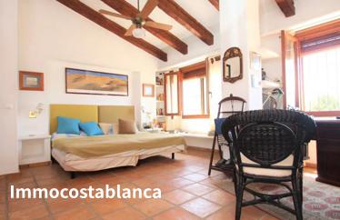 Detached house in Moraira, 370 m²