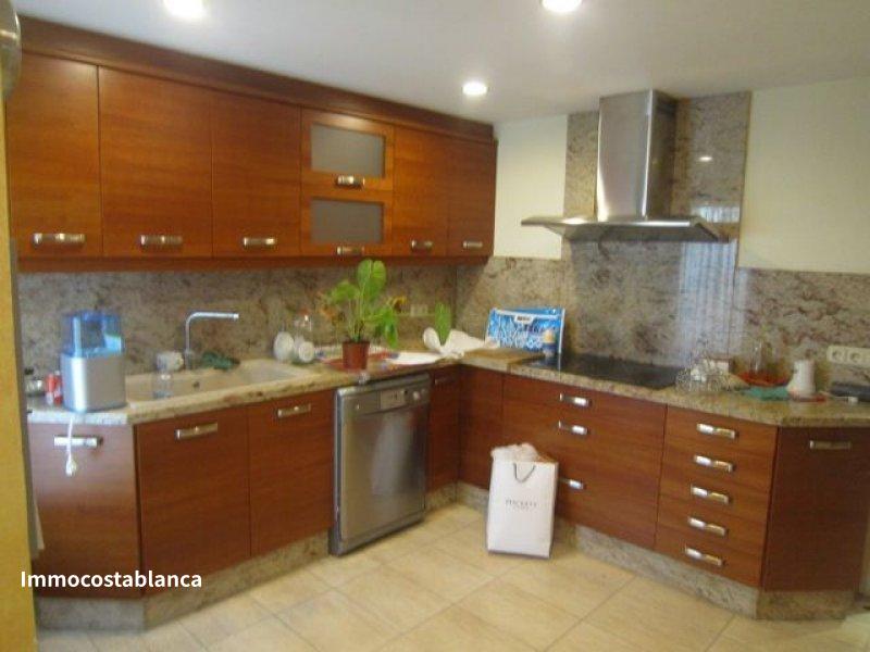 4 room apartment in Calpe, 250,000 €, photo 2, listing 7567688