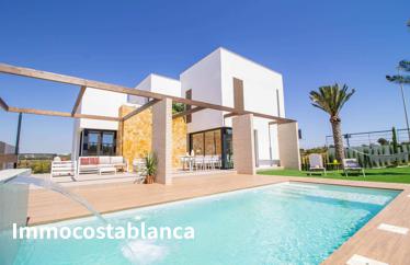 Villa in Orihuela Costa