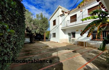 Detached house in Denia, 300 m²