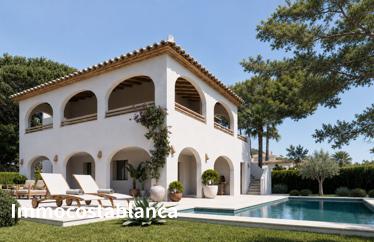 Detached house in Moraira, 310 m²