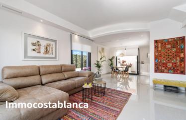 Villa in Los Montesinos, 99 m²