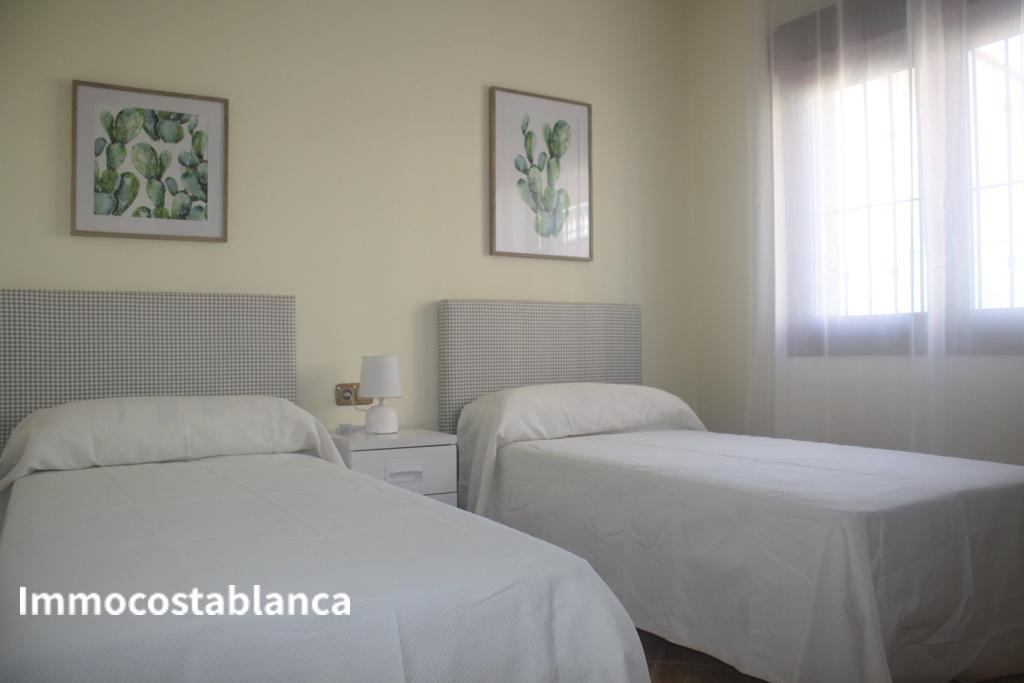 Villa in Torrevieja, 319 m², 550,000 €, photo 8, listing 18135536