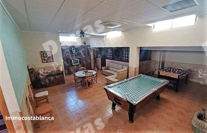 Detached house in Torrevieja, 320 m², 724,000 €, photo 2, listing 24060896