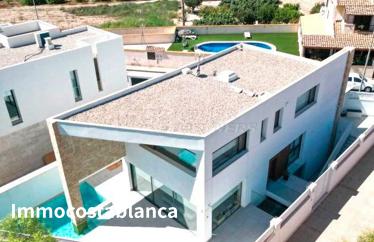 Villa in Callosa de Segura, 253 m²