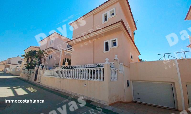 Detached house in Torrevieja, 320 m², 660,000 €, photo 9, listing 24060896