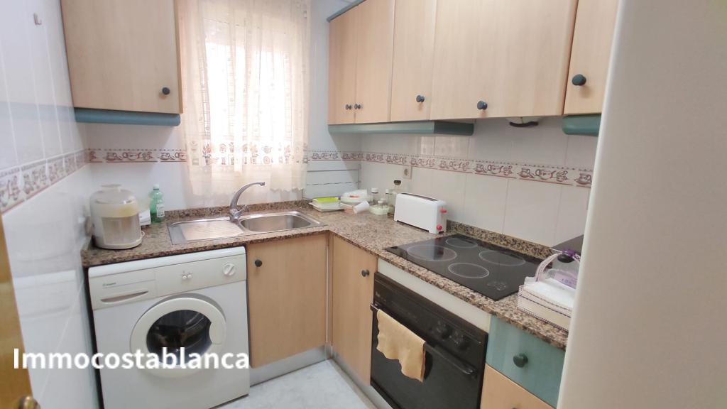 Apartment in Torrevieja, 64 m², 74,000 €, photo 2, listing 5894416