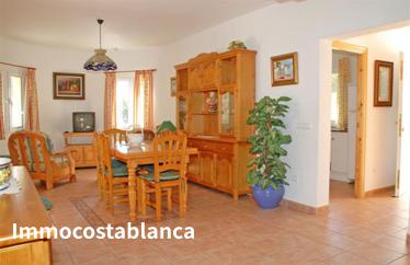 Detached house in Calpe, 206 m²