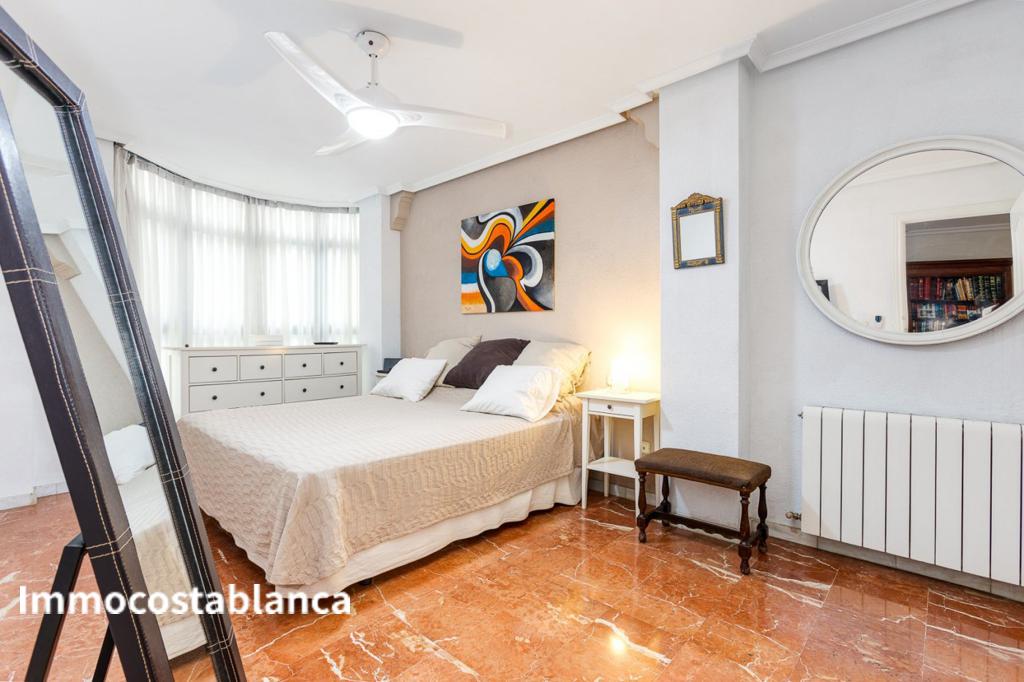 Apartment in Alicante, 140 m², 350,000 €, photo 2, listing 11672816