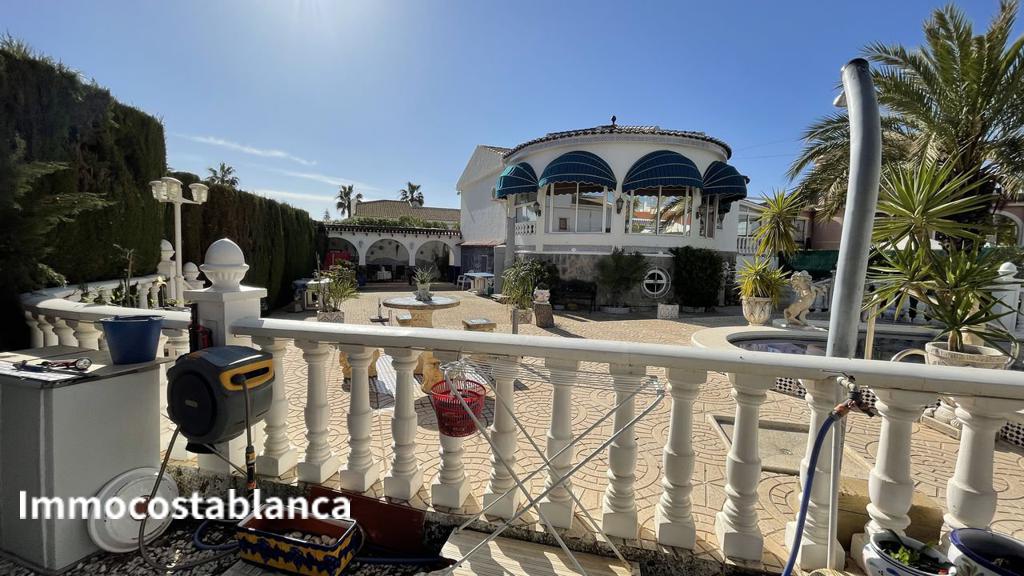 Villa in Torrevieja, 170 m², 400,000 €, photo 3, listing 62054416