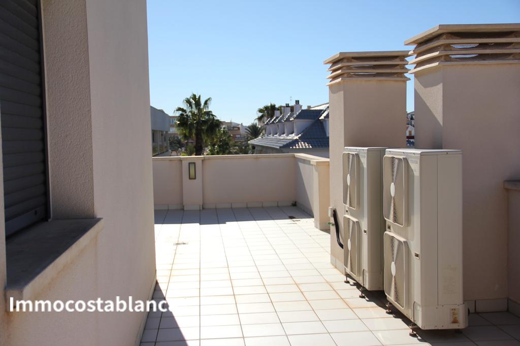 Villa in Torrevieja, 450 m², 1,200,000 €, photo 1, listing 67665136