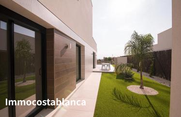 4 room villa in Los Montesinos, 108 m²