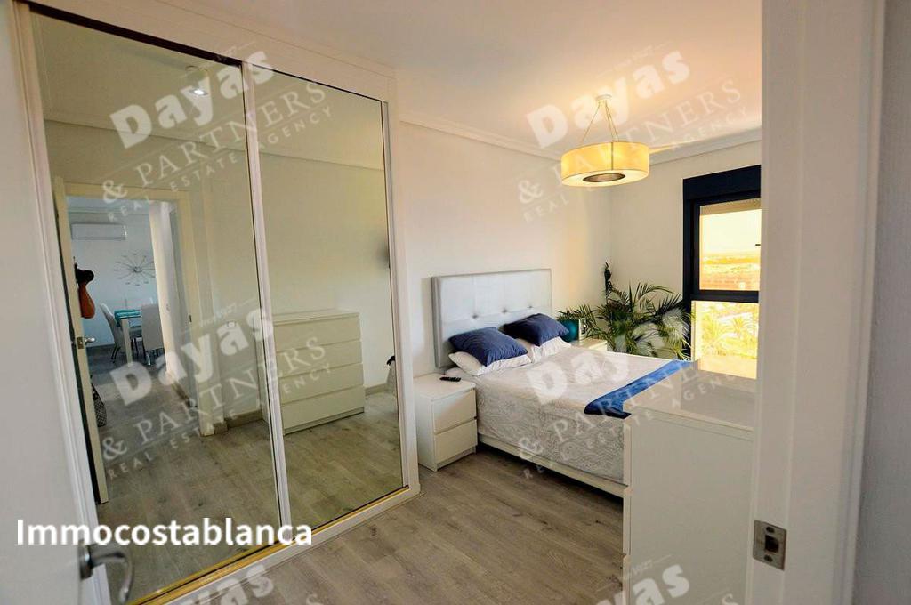 Apartment in Torrevieja, 94 m², 215,000 €, photo 10, listing 35908096
