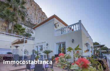 Detached house in Calpe, 148 m²