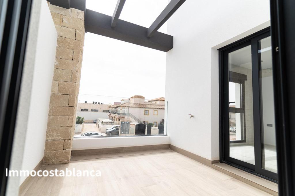 Villa in Orihuela Costa, 121 m², 700,000 €, photo 1, listing 14215536
