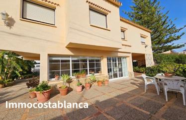 Villa in Denia, 299 m²