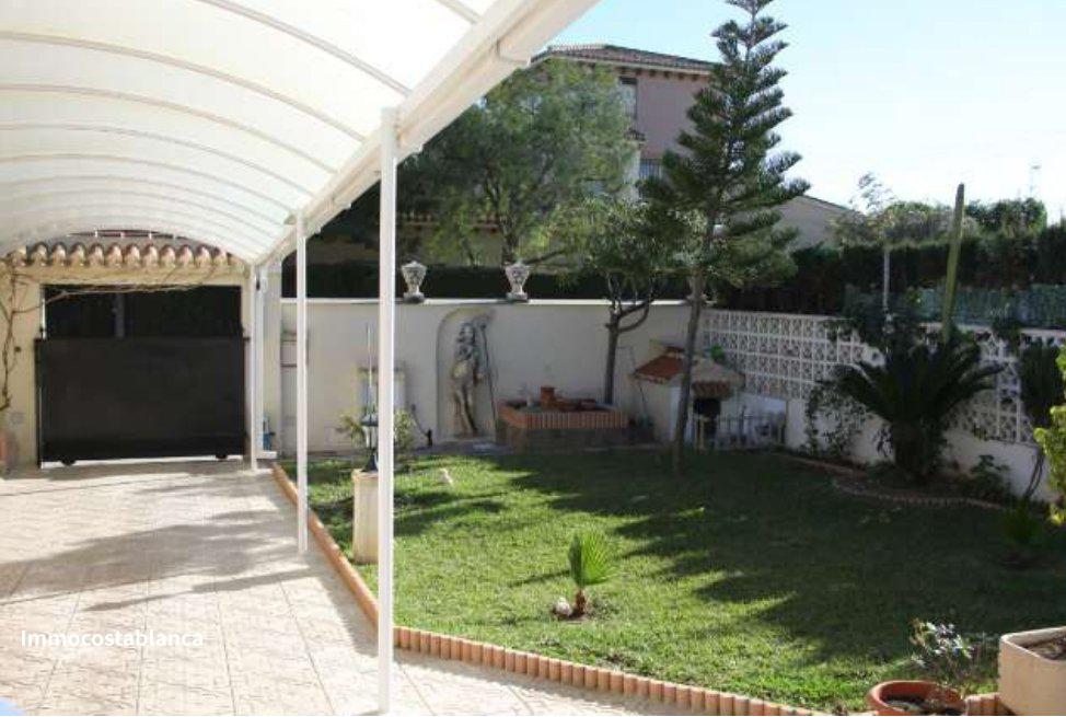 Villa in Torrevieja, 301,000 €, photo 4, listing 6557448