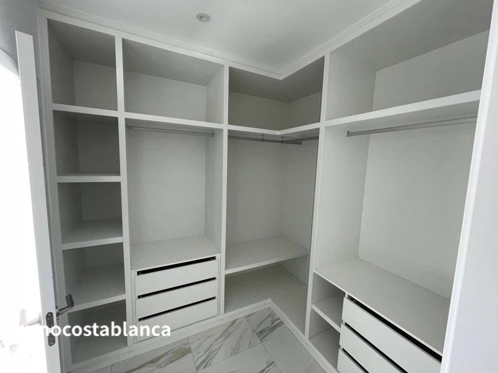Villa in El Pinós, 270 m², 611,000 €, photo 5, listing 32767536