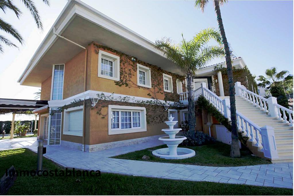 13 room villa in Alicante, 1013 m², 3,300,000 €, photo 10, listing 23227048