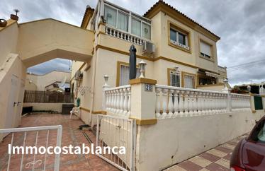 Detached house in Orihuela Costa, 65 m²