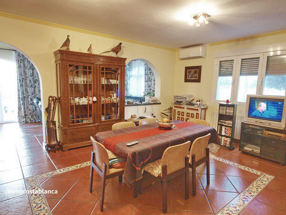 Detached house in Moraira, 200 m², 650,000 €, photo 10, listing 24159848