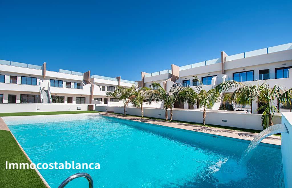 Apartment in Pilar de la Horadada, 72 m², 236,000 €, photo 1, listing 38811376