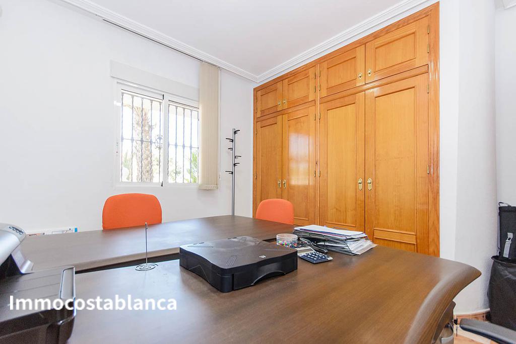 3 room apartment in Villamartin, 129,000 €, photo 2, listing 32880816