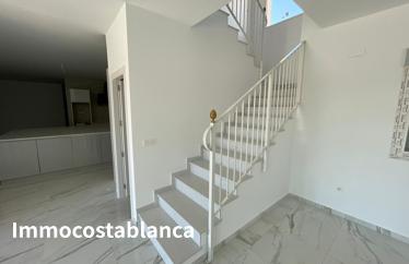 Villa in El Pinós, 270 m²