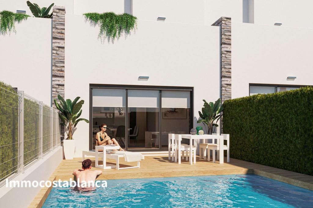 Villa in Torrevieja, 105 m², 316,000 €, photo 1, listing 21884976