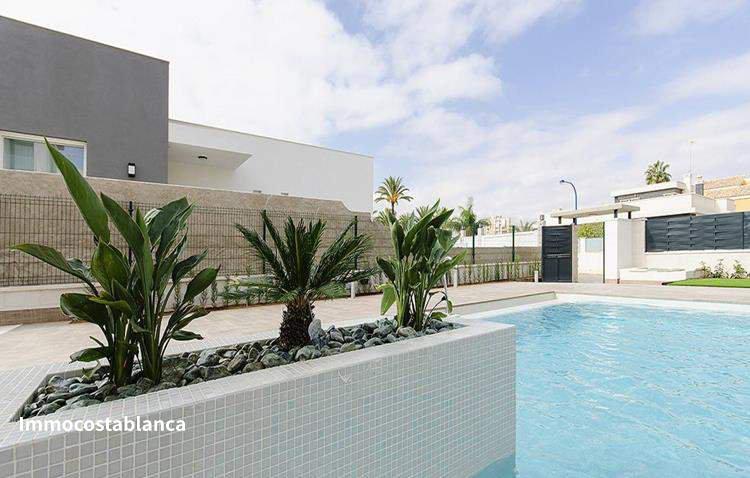 Villa in Torrevieja, 157 m², 1,100,000 €, photo 3, listing 57681136