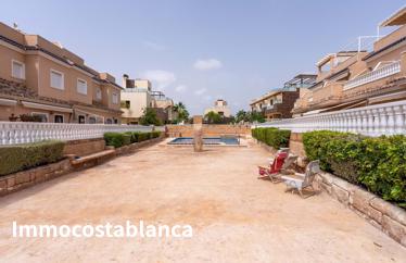 Apartment in Torre de la Horadada, 172 m²