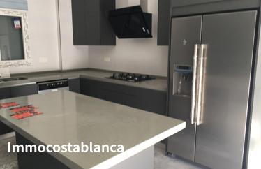 Villa in El Pinós, 145 m²
