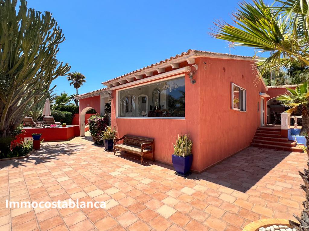 Detached house in Moraira, 220 m², 750,000 €, photo 7, listing 33406656