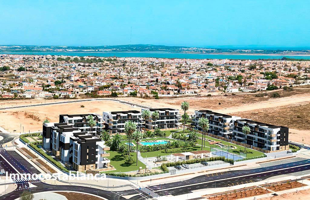 Apartment in Torrevieja, 81 m², 308,000 €, photo 1, listing 9454736