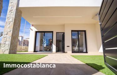 Apartment in Pilar de la Horadada, 68 m²