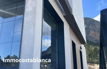 Villa in Polop, 121 m²
