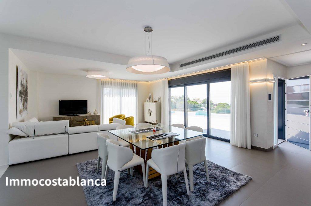 4 room villa in Orihuela, 194 m², 1,050,000 €, photo 2, listing 33044016