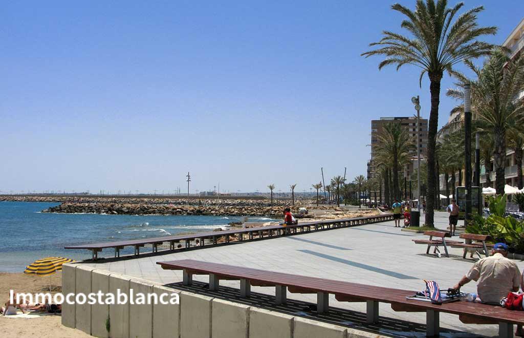Apartment in Torrevieja, 84 m², 275,000 €, photo 1, listing 25489936