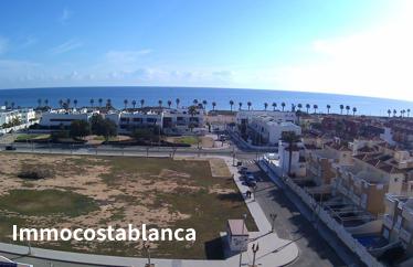 Apartment in Pilar de la Horadada, 81 m²