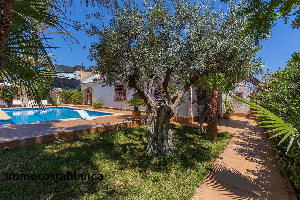 Villa in Orihuela Costa, 168 m², 750,000 €, photo 9, listing 22215536