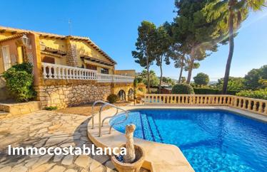 Detached house in Moraira, 484 m²