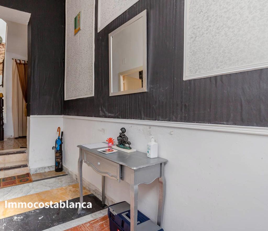 Apartment in Alicante, 195 m², 267,000 €, photo 1, listing 2902496