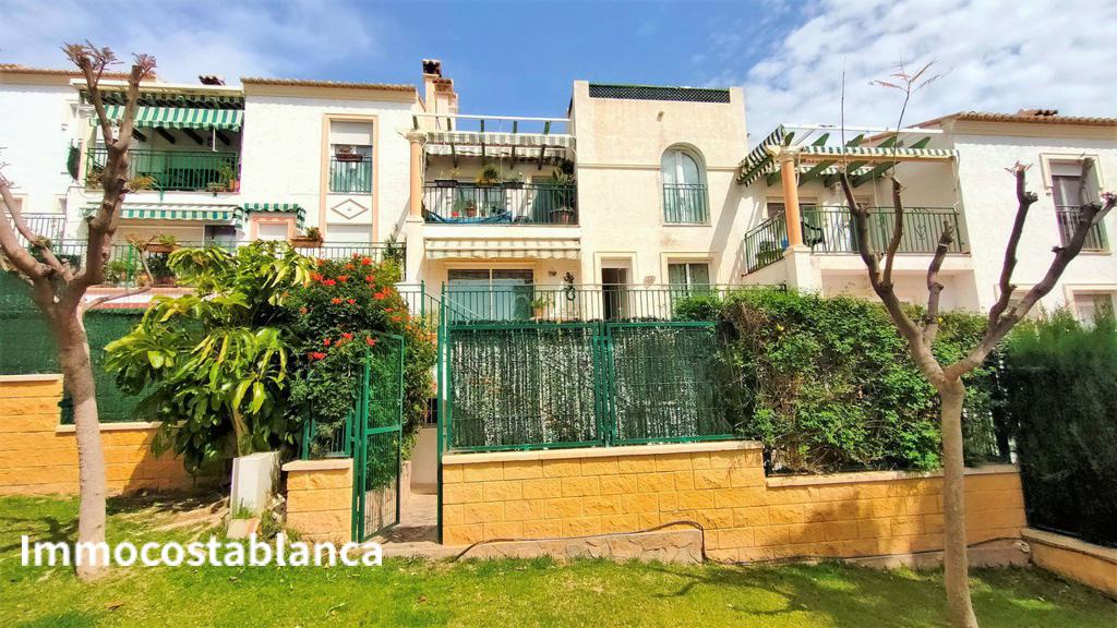 Detached house in La Nucia, 184,000 €, photo 1, listing 6867216