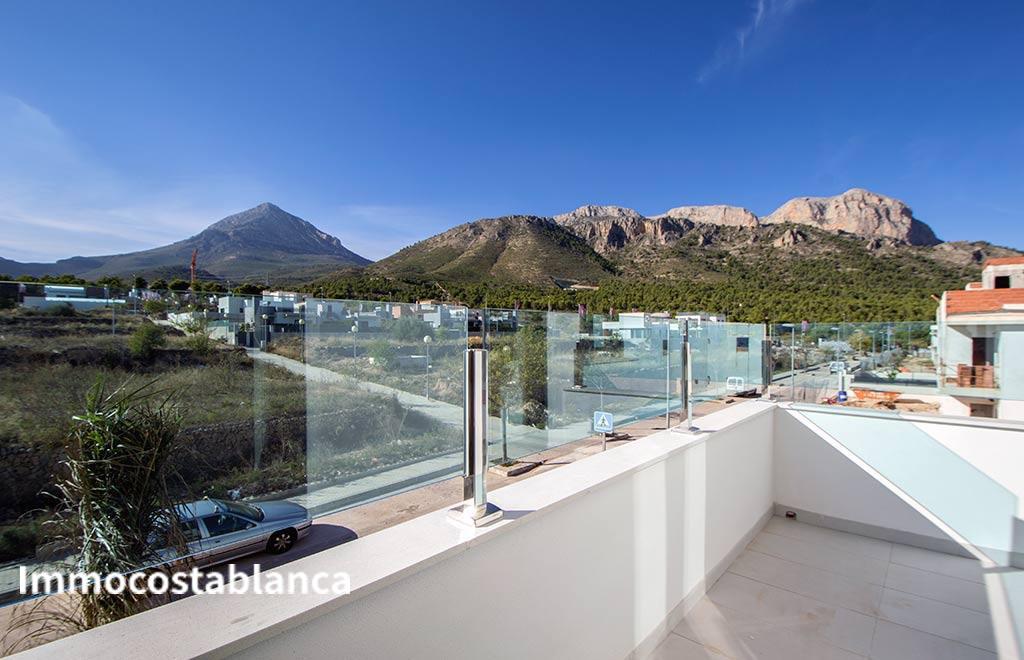 Terraced house in Alicante, 210,000 €, photo 2, listing 14686328
