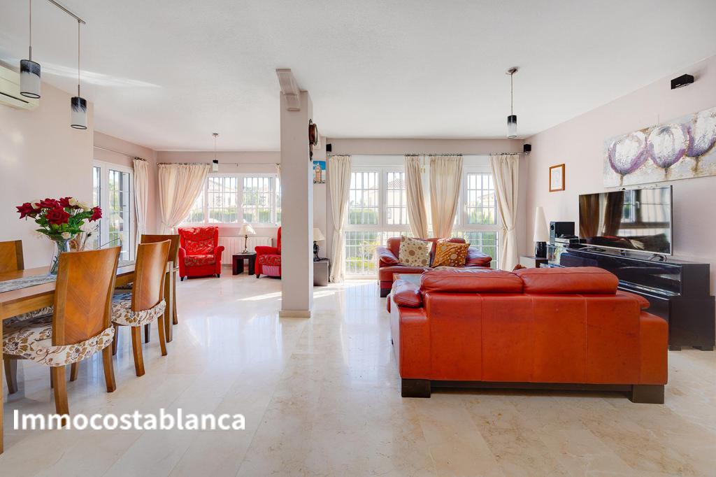 Villa in Orihuela Costa, 141 m², 550,000 €, photo 8, listing 3817216
