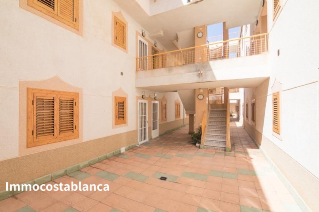 Apartment in Torrevieja, 78,000 €, photo 1, listing 42819848