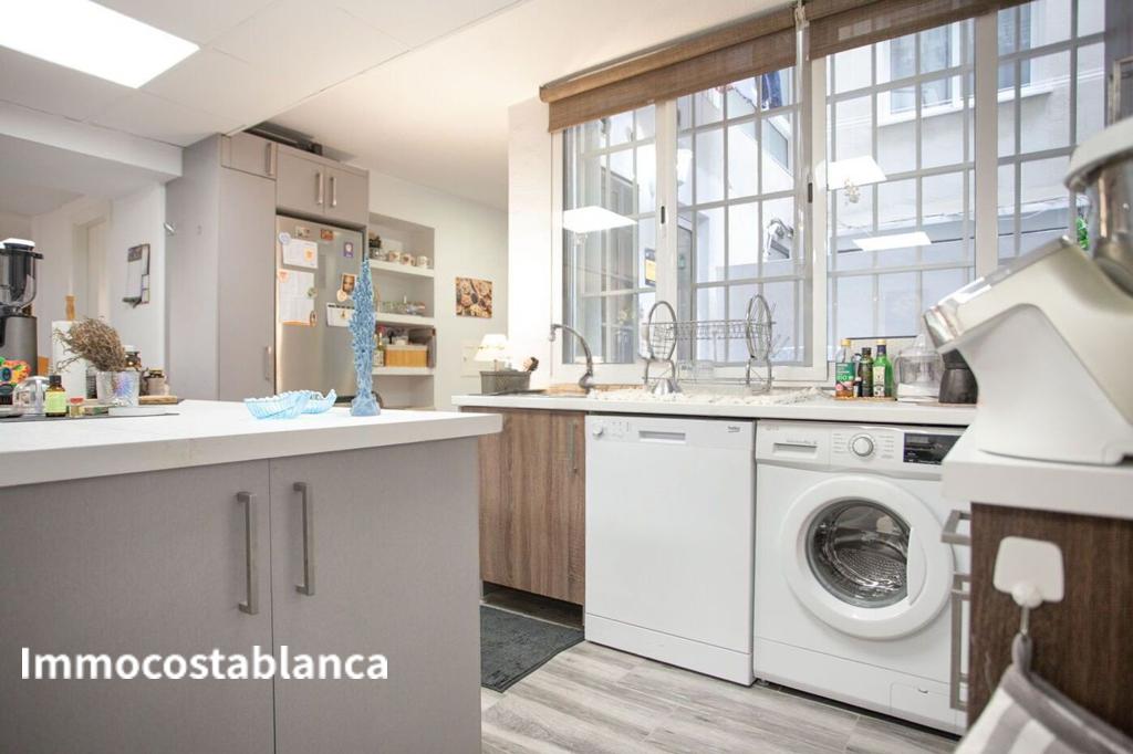Apartment in Alicante, 131 m², 280,000 €, photo 9, listing 57610016