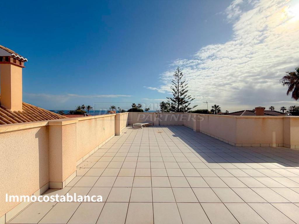 Villa in Torrevieja, 480 m², 1,200,000 €, photo 2, listing 23821056