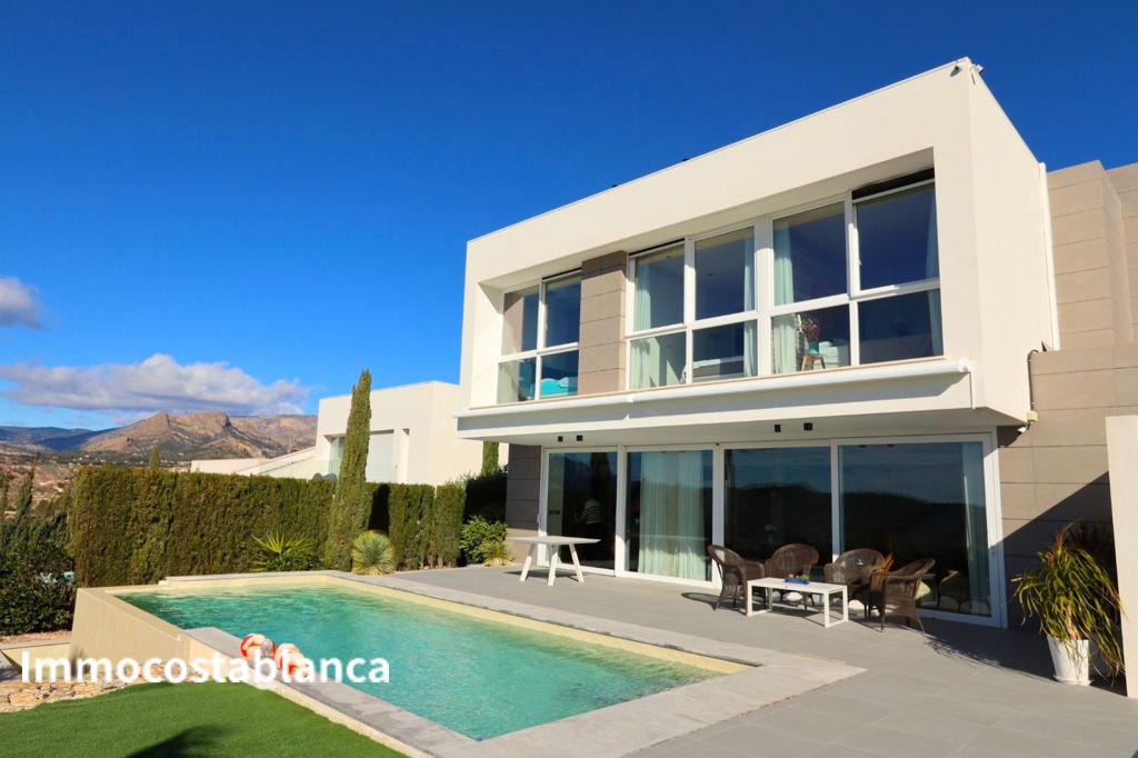 Villa in Benidorm, 224 m², 1,100,000 €, photo 10, listing 33497216